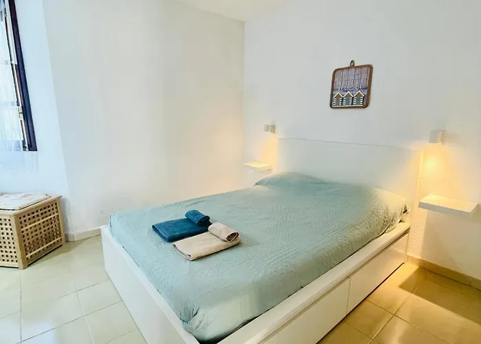 Sunlight In Apartment *